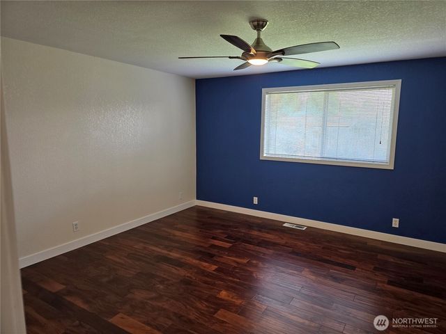 2081 Gemstone Drive, Walla Walla, WA 99362