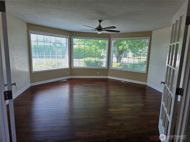 2081 Gemstone Drive, Walla Walla, WA 99362