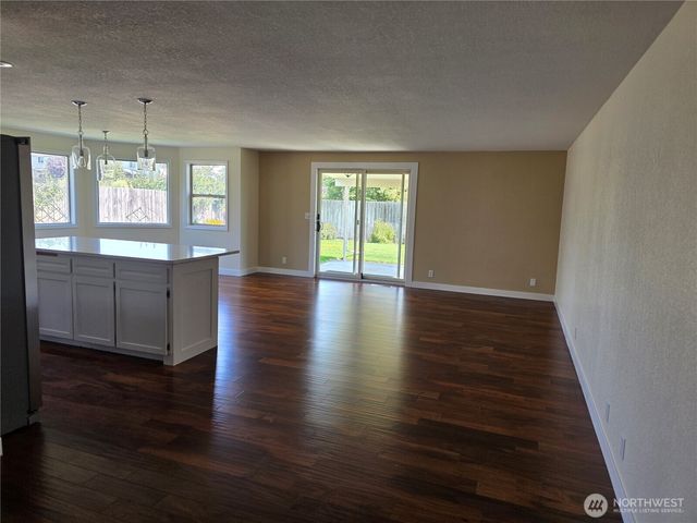 2081 Gemstone Drive, Walla Walla, WA 99362