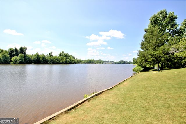 151 Lake Forest Drive, Newnan, GA 30265