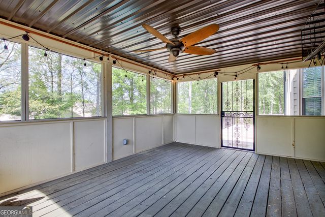 151 Lake Forest Drive, Newnan, GA 30265