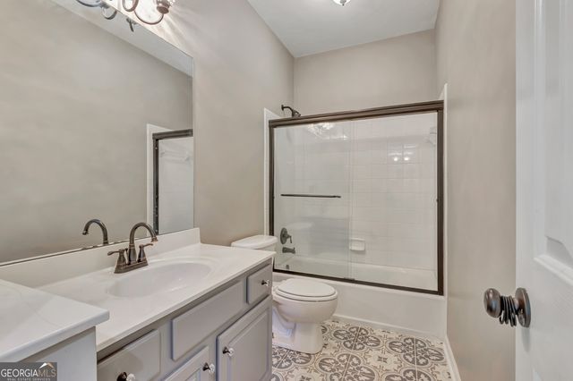 151 Lake Forest Drive, Newnan, GA 30265
