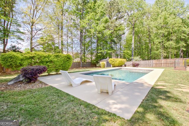 151 Lake Forest Drive, Newnan, GA 30265