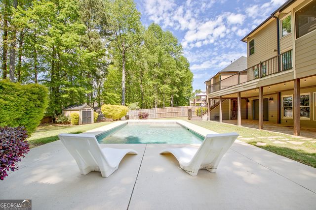 151 Lake Forest Drive, Newnan, GA 30265