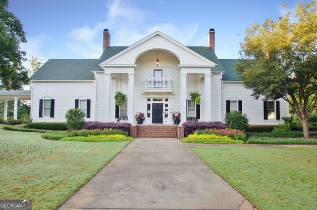 151 Lake Forest Drive, Newnan, GA 30265
