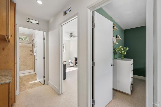 3 Aries Ln, Novato, CA 94947