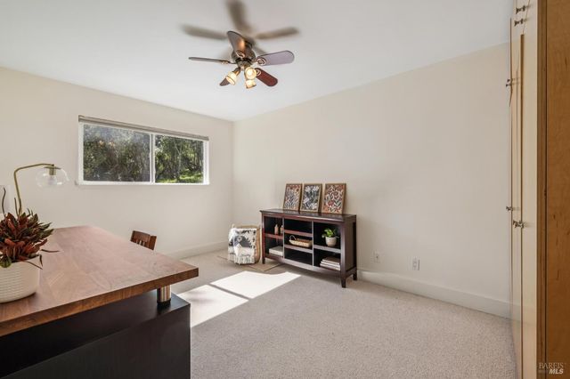 3 Aries Ln, Novato, CA 94947