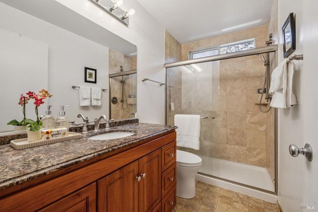 3 Aries Ln, Novato, CA 94947