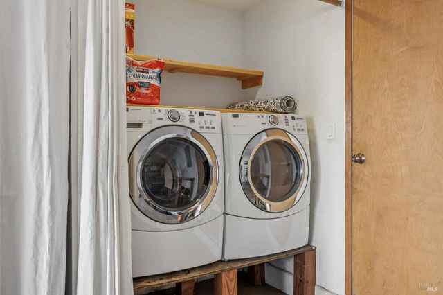 3 Aries Ln, Novato, CA 94947