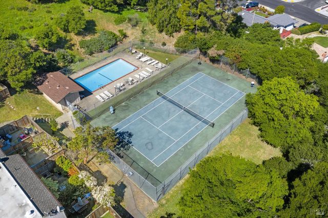 3 Aries Ln, Novato, CA 94947