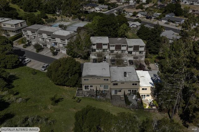 3 Aries Ln, Novato, CA 94947