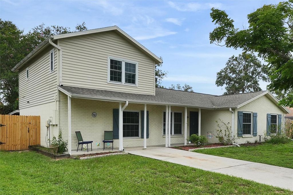 1305 WILLOW VALLEY DRIVE, Brandon, FL 33510