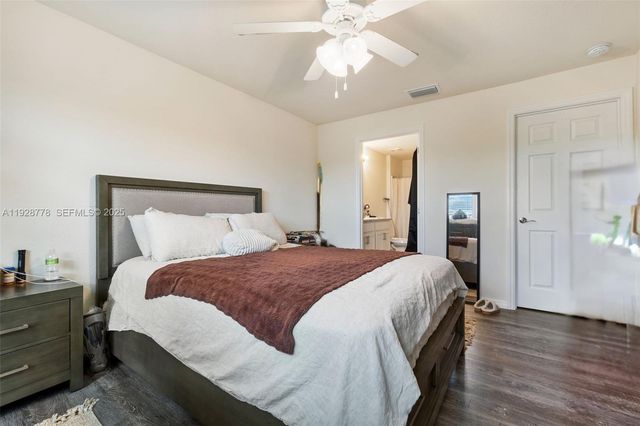 3019 Honeywood Rd, La Belle, FL 33935