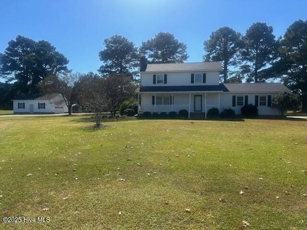 334 Vernon White Road, Winterville, NC 28590