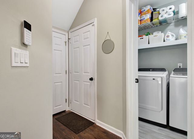 205 Woodcreek Lane, Fayetteville, GA 30215