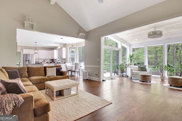 205 Woodcreek Lane, Fayetteville, GA 30215