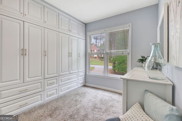 205 Woodcreek Lane, Fayetteville, GA 30215