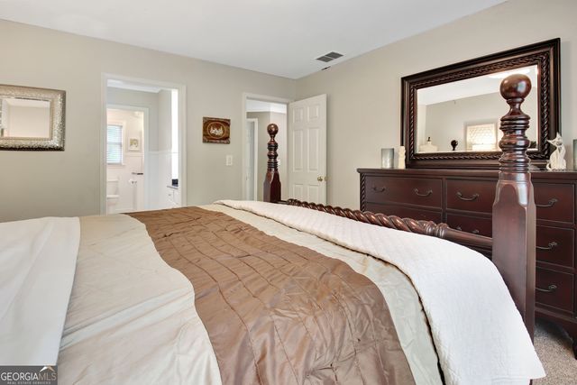 205 Woodcreek Lane, Fayetteville, GA 30215