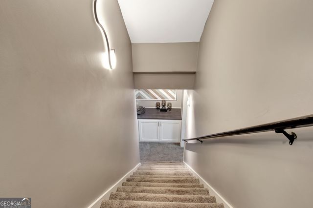 205 Woodcreek Lane, Fayetteville, GA 30215