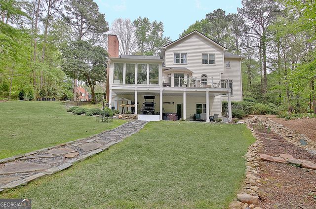 205 Woodcreek Lane, Fayetteville, GA 30215