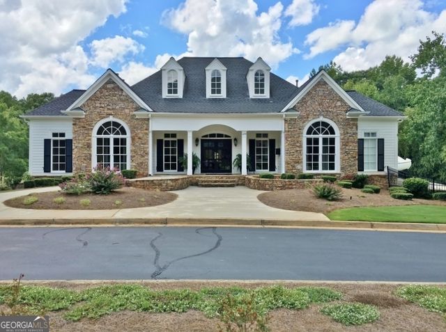 205 Woodcreek Lane, Fayetteville, GA 30215