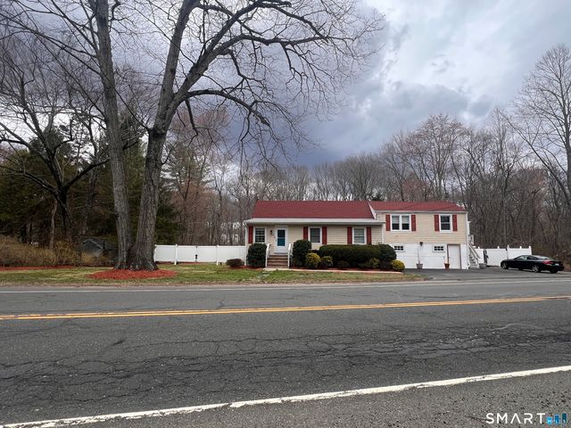 556 Pepper Street, Monroe, CT 06468