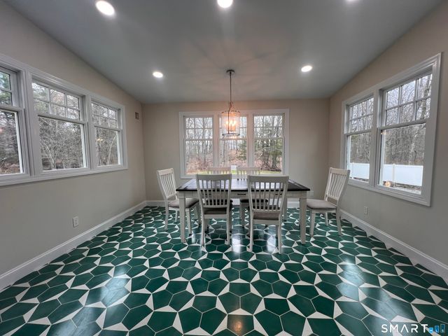 556 Pepper Street, Monroe, CT 06468