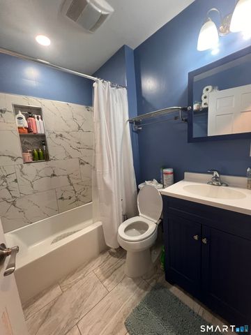 556 Pepper Street, Monroe, CT 06468
