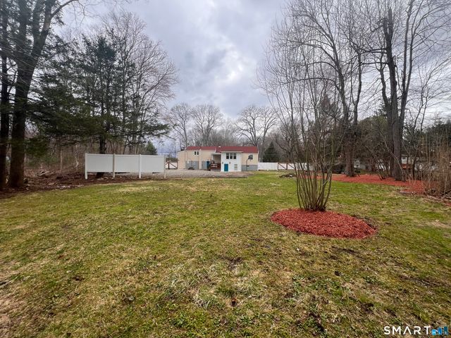 556 Pepper Street, Monroe, CT 06468