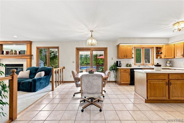 180 Enchanted South, Lancaster, NY 14043