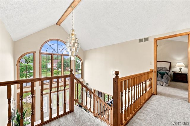 180 Enchanted South, Lancaster, NY 14043