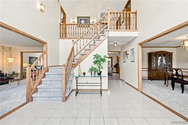 180 Enchanted South, Lancaster, NY 14043