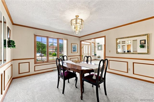 180 Enchanted South, Lancaster, NY 14043