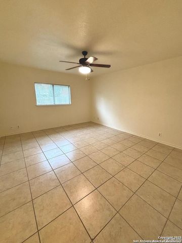 7519 MICRON DR, San Antonio, TX 78251