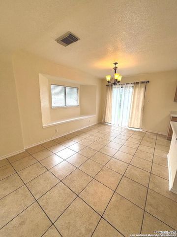 7519 MICRON DR, San Antonio, TX 78251