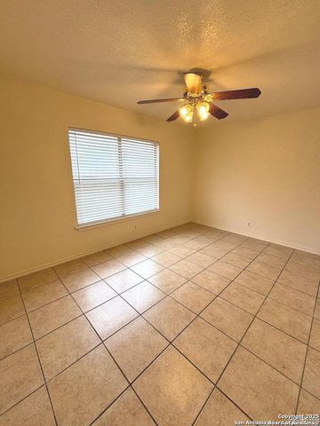 7519 MICRON DR, San Antonio, TX 78251