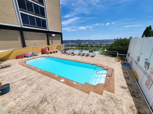 810 Matson Place, Cincinnati, OH 45204