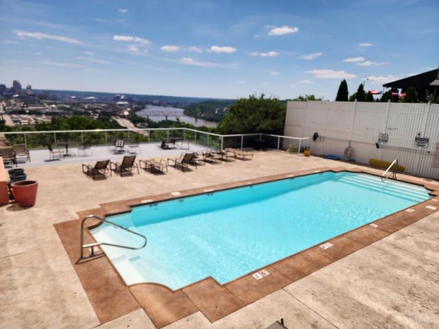 810 Matson Place, Cincinnati, OH 45204
