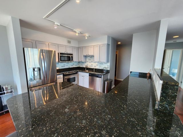 810 Matson Place, Cincinnati, OH 45204