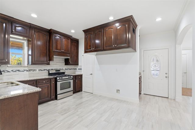 701 Avenue N, South Houston, TX 77587