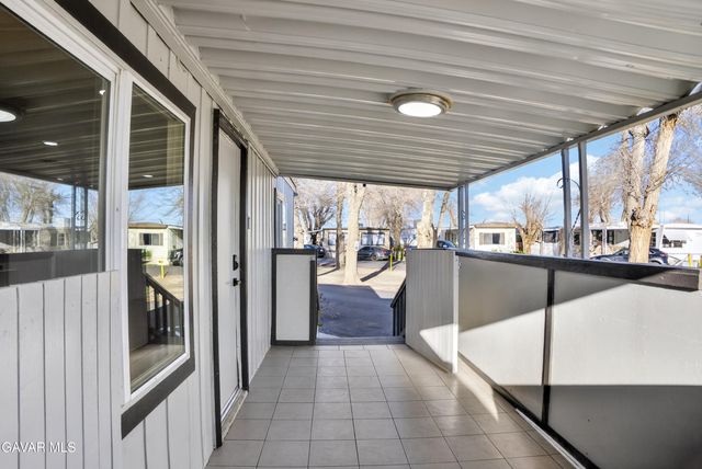 2515 E Avenue I W23, Lancaster, CA 93535