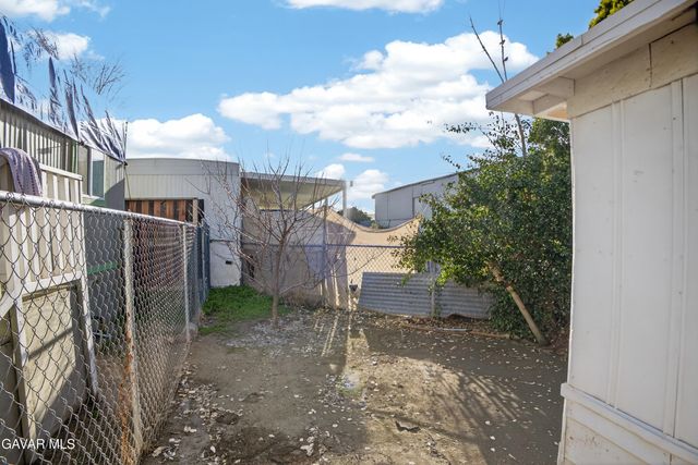 2515 E Avenue I W23, Lancaster, CA 93535