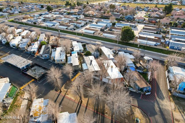 2515 E Avenue I W23, Lancaster, CA 93535