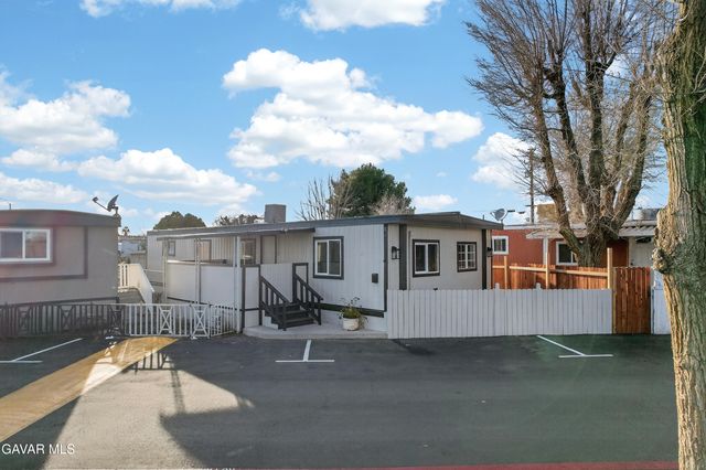 2515 E Avenue I W23, Lancaster, CA 93535