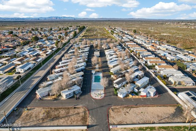 2515 E Avenue I W23, Lancaster, CA 93535