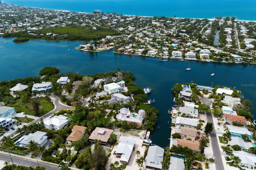 Image 57 of property listing at 807 S BAY BOULEVARD, Anna Maria, FL 34216