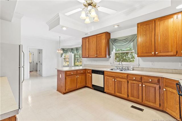 208 Woodsage Circle, Fayetteville, NC 28303