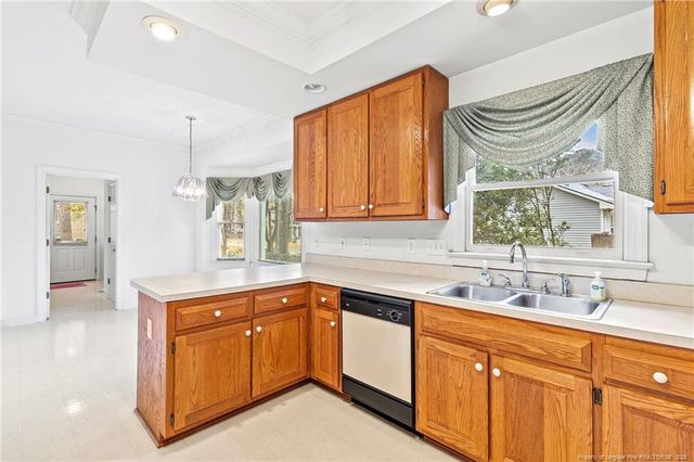 208 Woodsage Circle, Fayetteville, NC 28303