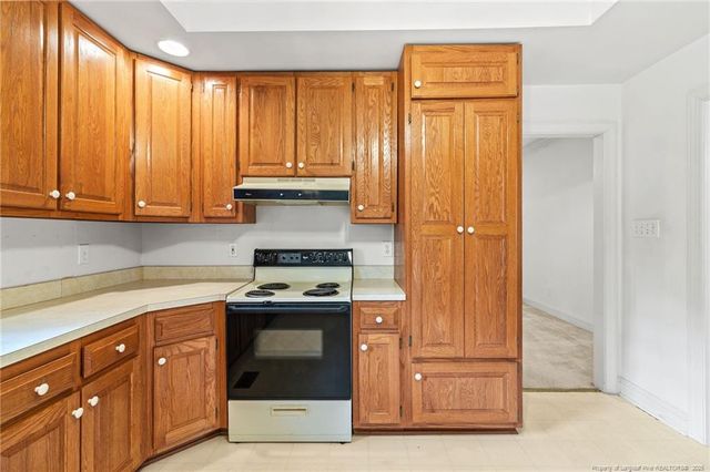 208 Woodsage Circle, Fayetteville, NC 28303