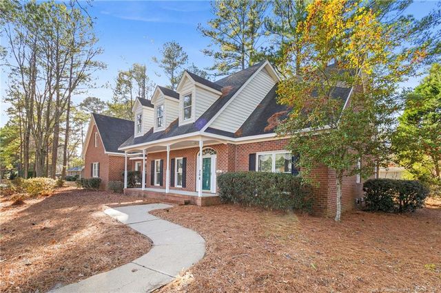 208 Woodsage Circle, Fayetteville, NC 28303